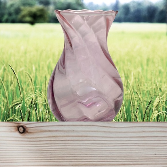 Pink Glass Vase 5" Small - Picture 8 of 8